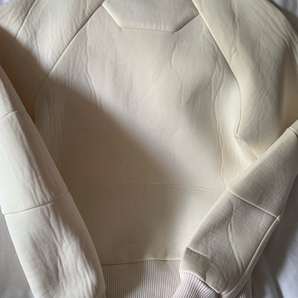 Juun.J x alexandfelix Cream Graphic Crew Neck Sweater - Picture 4 of 7
